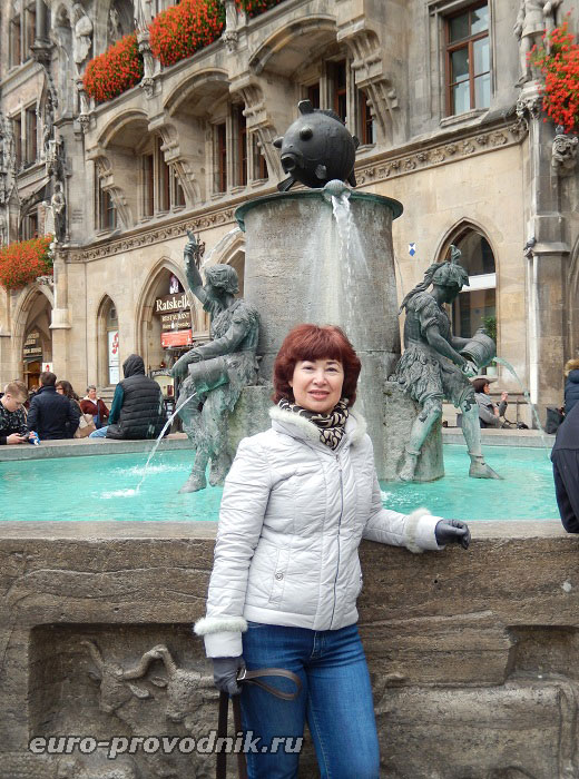 У фонтана на Мариенплац